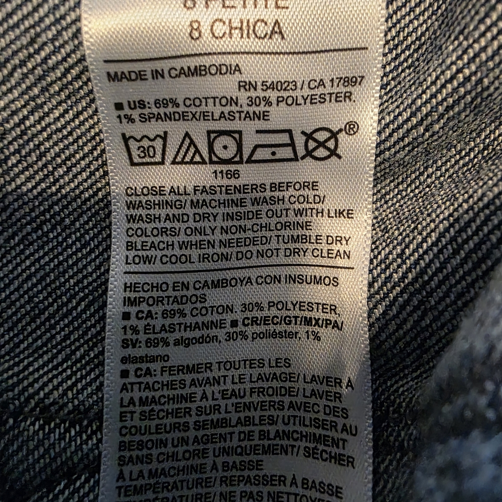 Old Navy Women's Blue Jeans - Picture 5 of 7
